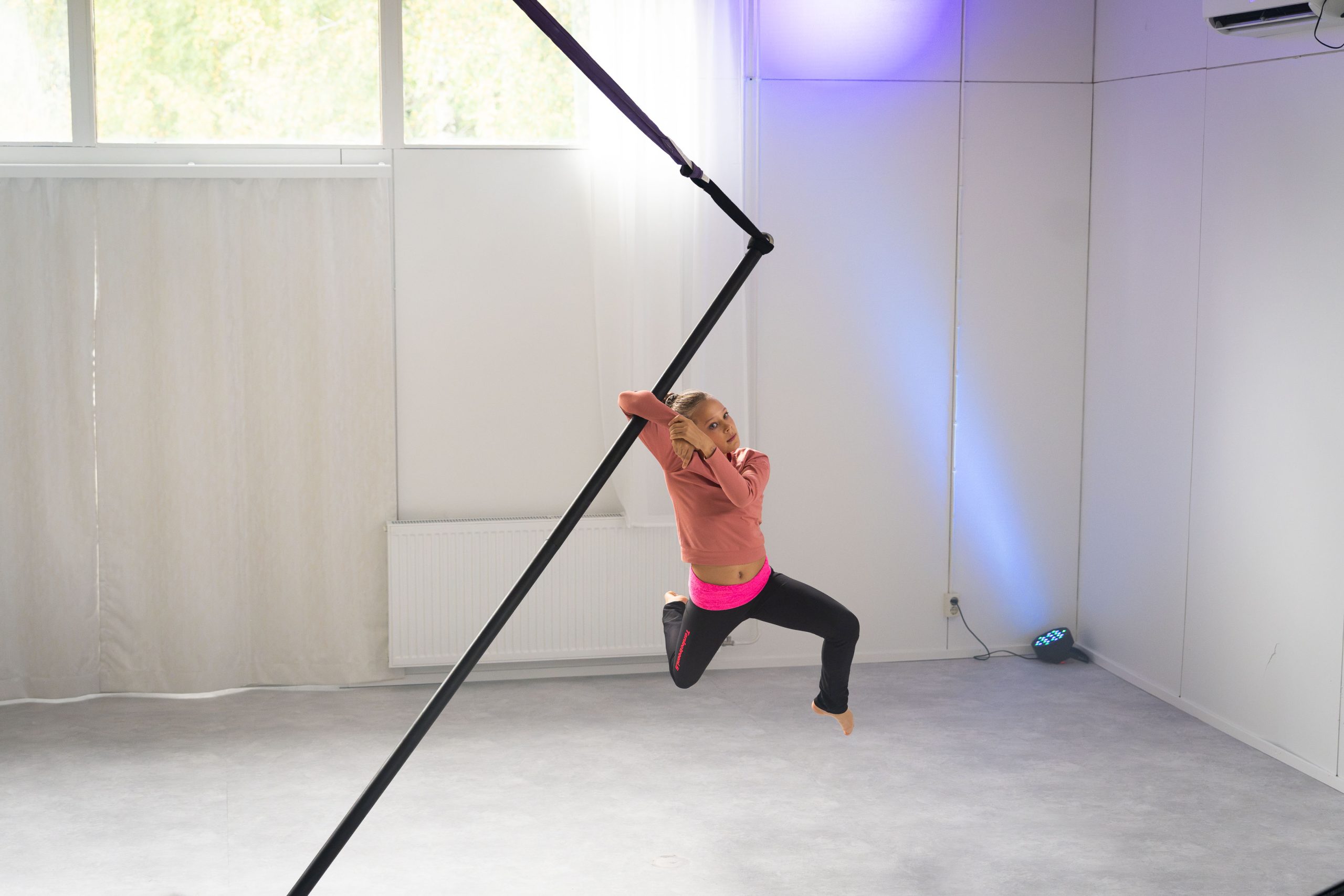 Flying pole la 17.10. klo 14 -lapset - Image 3